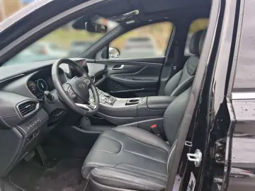 SANTA FE Plug-In Hybrid SEVEN 1.6 Turbo 4WD Sign