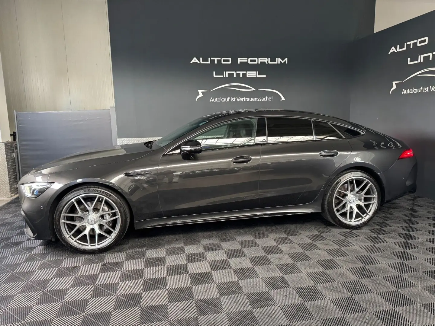 AMG GT 4-trg. 53 4Matic  21 AMG-LED-360 -1.HAND
