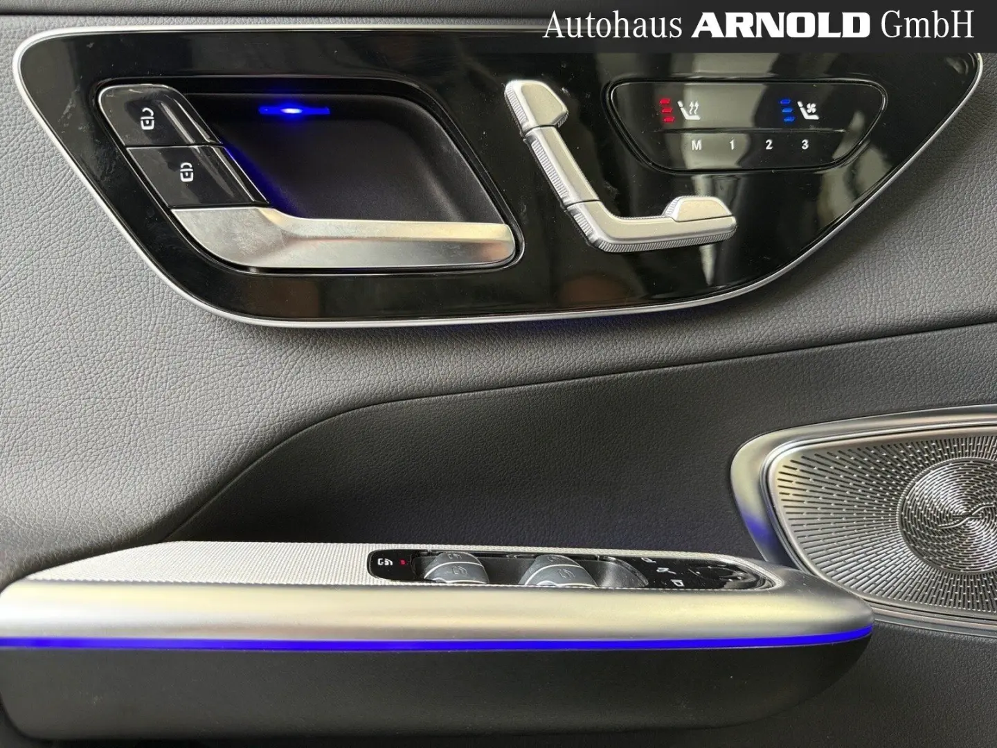 GLC300de 4M AMG-Line AIRMATIC HuD Ventilation 360 Burmester