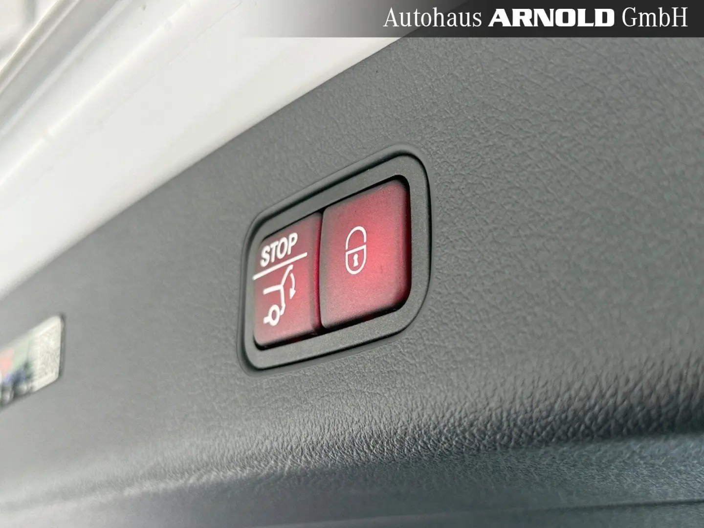 GLC300de 4M AMG-Line AIRMATIC HuD Ventilation 360 Burmester