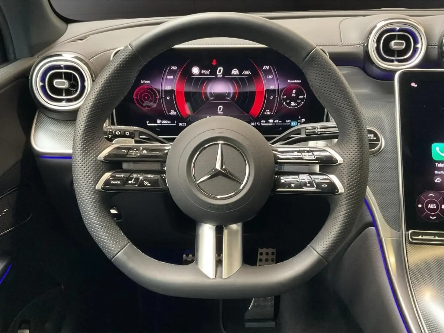 GLC300de 4M AMG DISTRONIC PANORAMA NAVI 360  VENTILATION