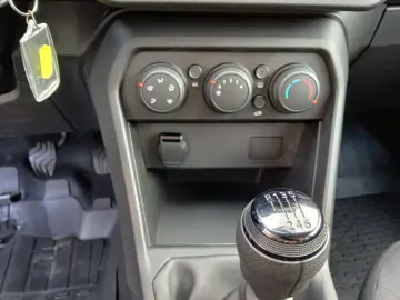 Dacia Logan TCe 90 Essential