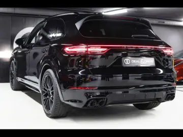 Cayenne GTS 4.0 TIPTRONIC°HUD°BOSE°ACC°MATRIX