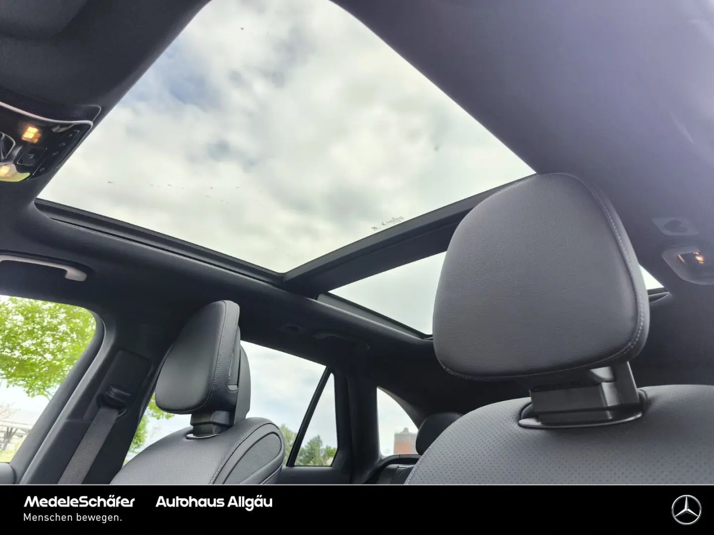 GLC300d 4M AMG 20  Massage Ventilation 360 Burmester Hud