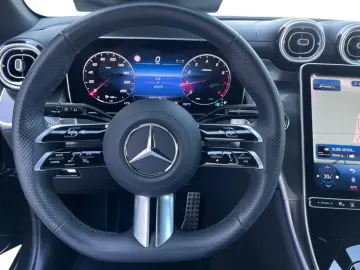 GLC 200 4matic AMG +MBUX+AHK+STH+SpurW+Sport+PDC