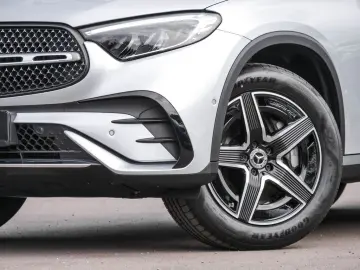 GLC 200 4MATIC |AMG|LED|NAVI|KEYL|PANO|AHK|KAM