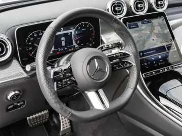 GLC 200 4MATIC |AMG|LED|NAVI|KEYL|PANO|AHK|KAM