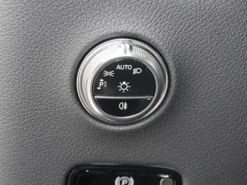 GLC 200 4MATIC |AMG|LED|NAVI|KEYL|PANO|AHK|KAM