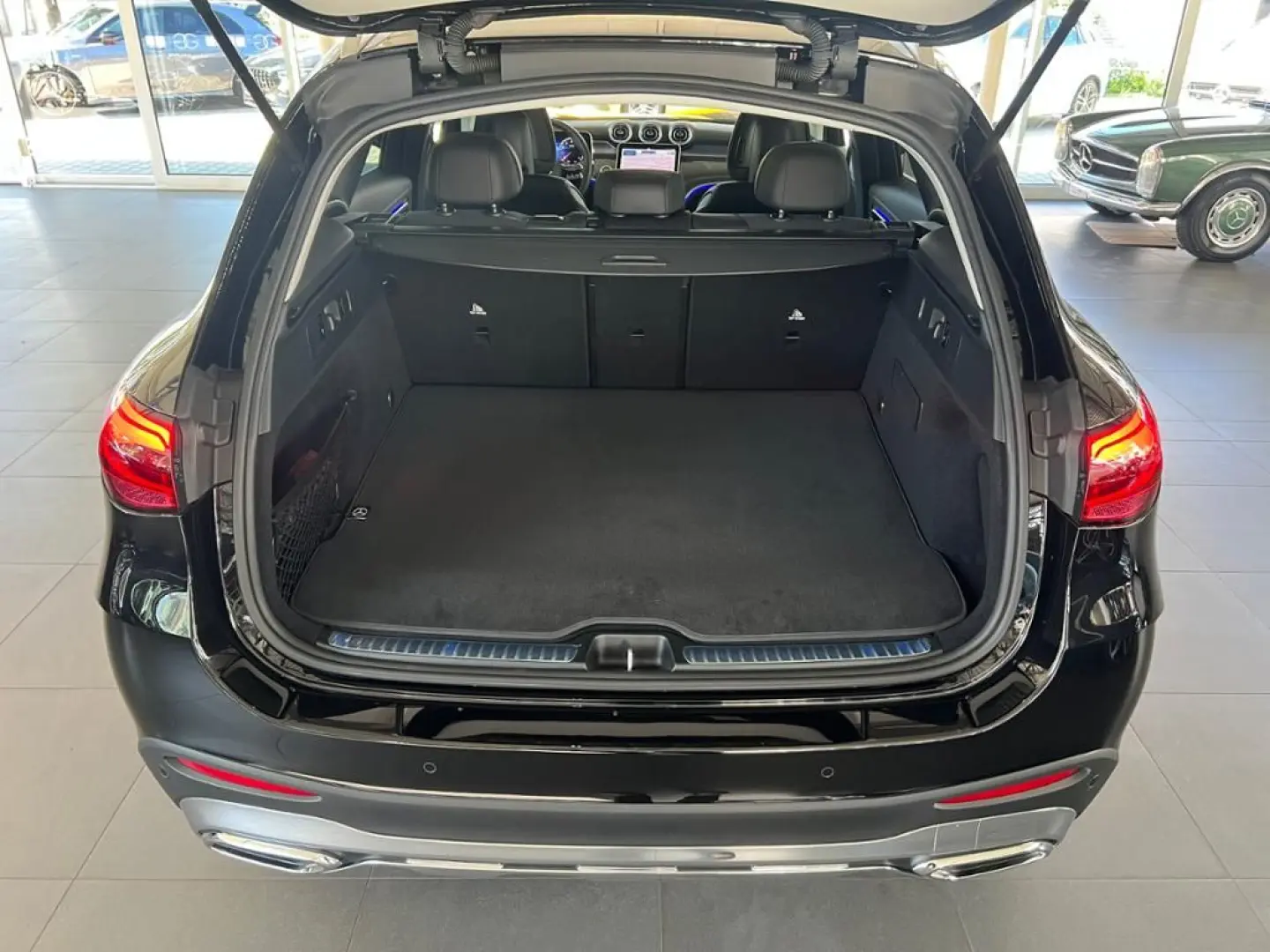 GLC 200 4M AMG Line Advanced Plus Lenkhz DistrOD
