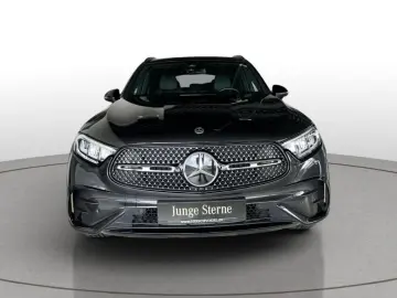 GLC 200 4M AMG-Line+Night+AHK+DISTRONIC+MBUX+LED
