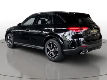 GLC 200 4M AMG-Line+Night+AHK+DISTRONIC+MBUX+LED