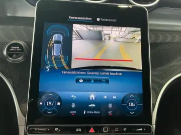 GLC 200 4M AMG-Line+Night+AHK+DISTRONIC+MBUX+LED