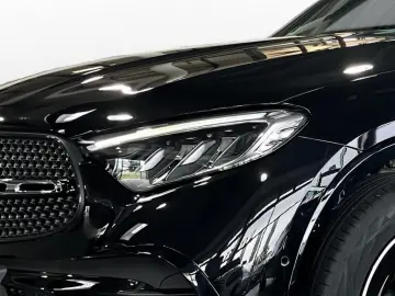 GLC 200 4M AMG-Line+Night+AHK+DISTRONIC+MBUX+LED