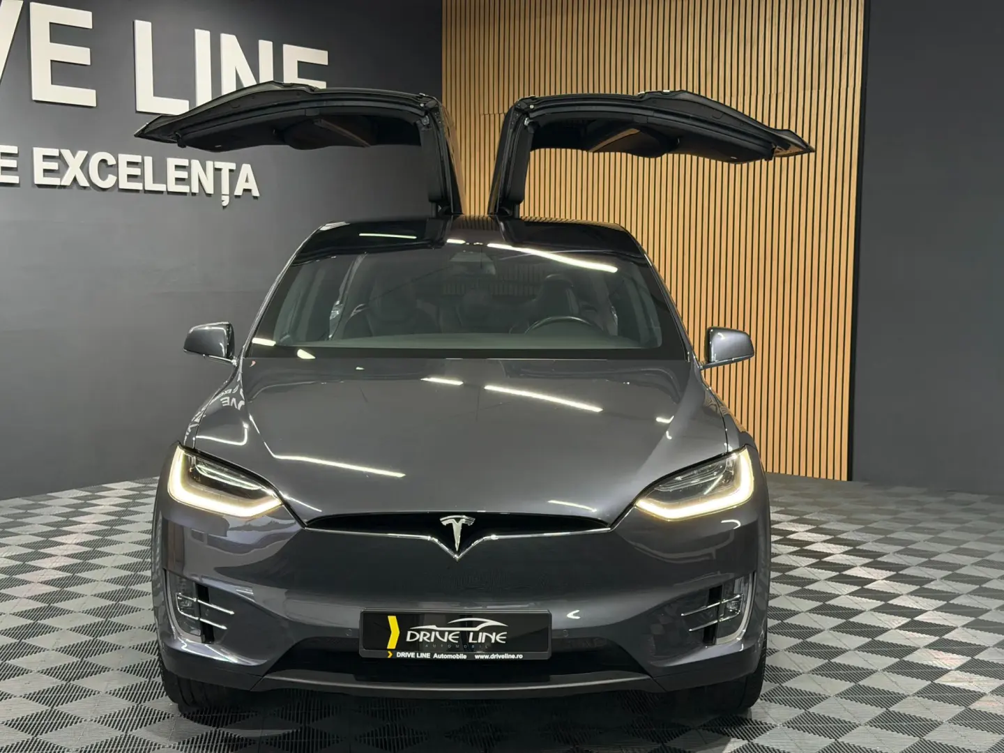 Tesla Model X