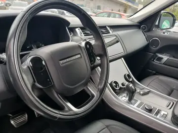 Land Rover Range Rover Sport 3.0 SDV6 HSE Dynamic
