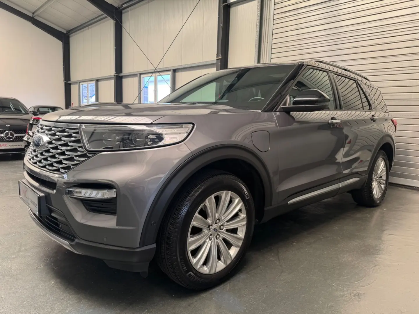 Explorer 3,0 l EcoBoost PHEV 4x4 Platinum/7-Sitz