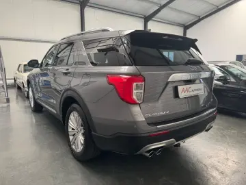 Explorer 3,0 l EcoBoost PHEV 4x4 Platinum/7-Sitz
