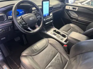 Explorer 3,0 l EcoBoost PHEV 4x4 Platinum/7-Sitz