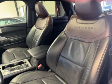 Explorer 3,0 l EcoBoost PHEV 4x4 Platinum/7-Sitz
