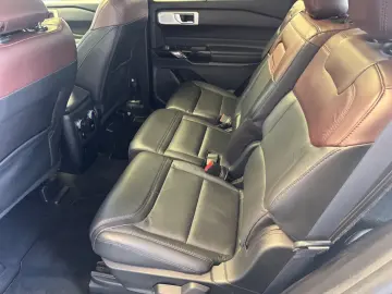 Explorer 3,0 l EcoBoost PHEV 4x4 Platinum/7-Sitz