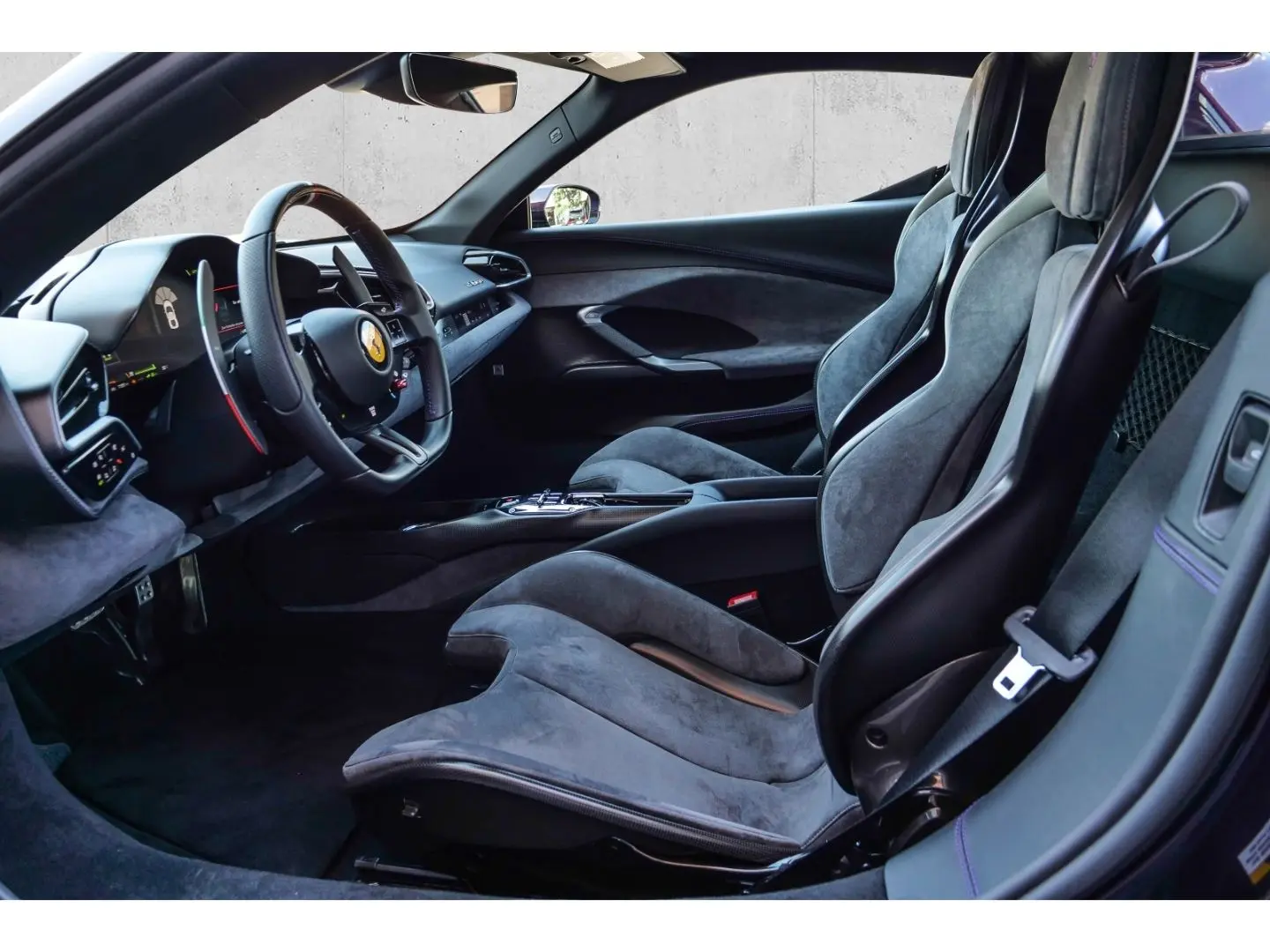 296 GTB *Viola Hong Kong*Full Alcantara*Tricolor