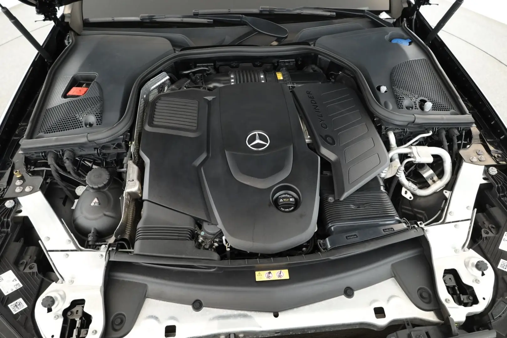 E 400 d 4M 9G AMG LED Pano Widescreen Nav Kam 20