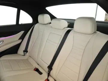 E 400 d 4M 9G AMG LED Pano Widescreen Nav Kam 20