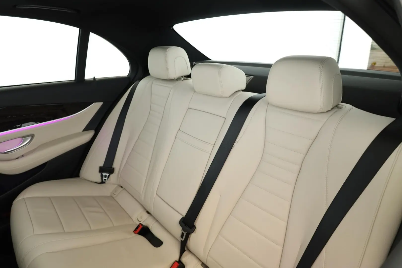E 400 d 4M 9G AMG LED Pano Widescreen Nav Kam 20