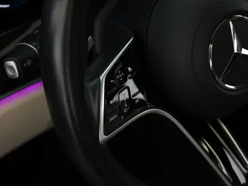 E 400 d 4M 9G AMG LED Pano Widescreen Nav Kam 20