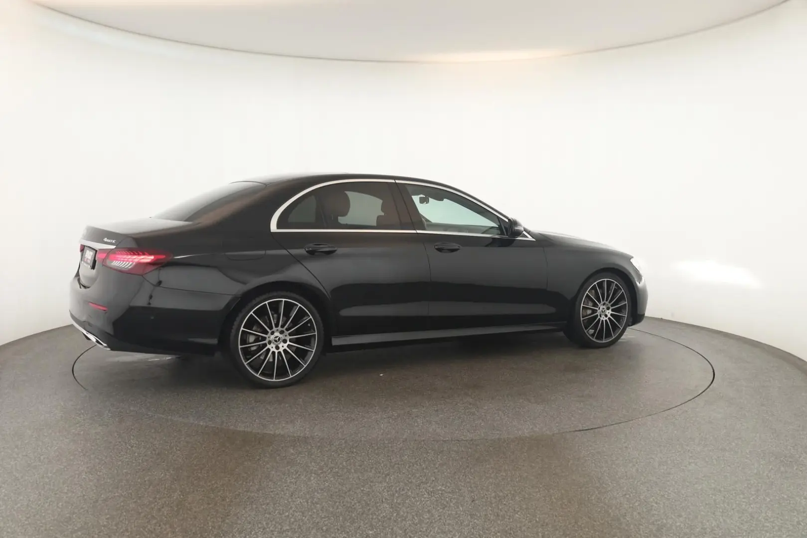 E 400 d 4M 9G AMG LED Pano Widescreen Nav Kam 20