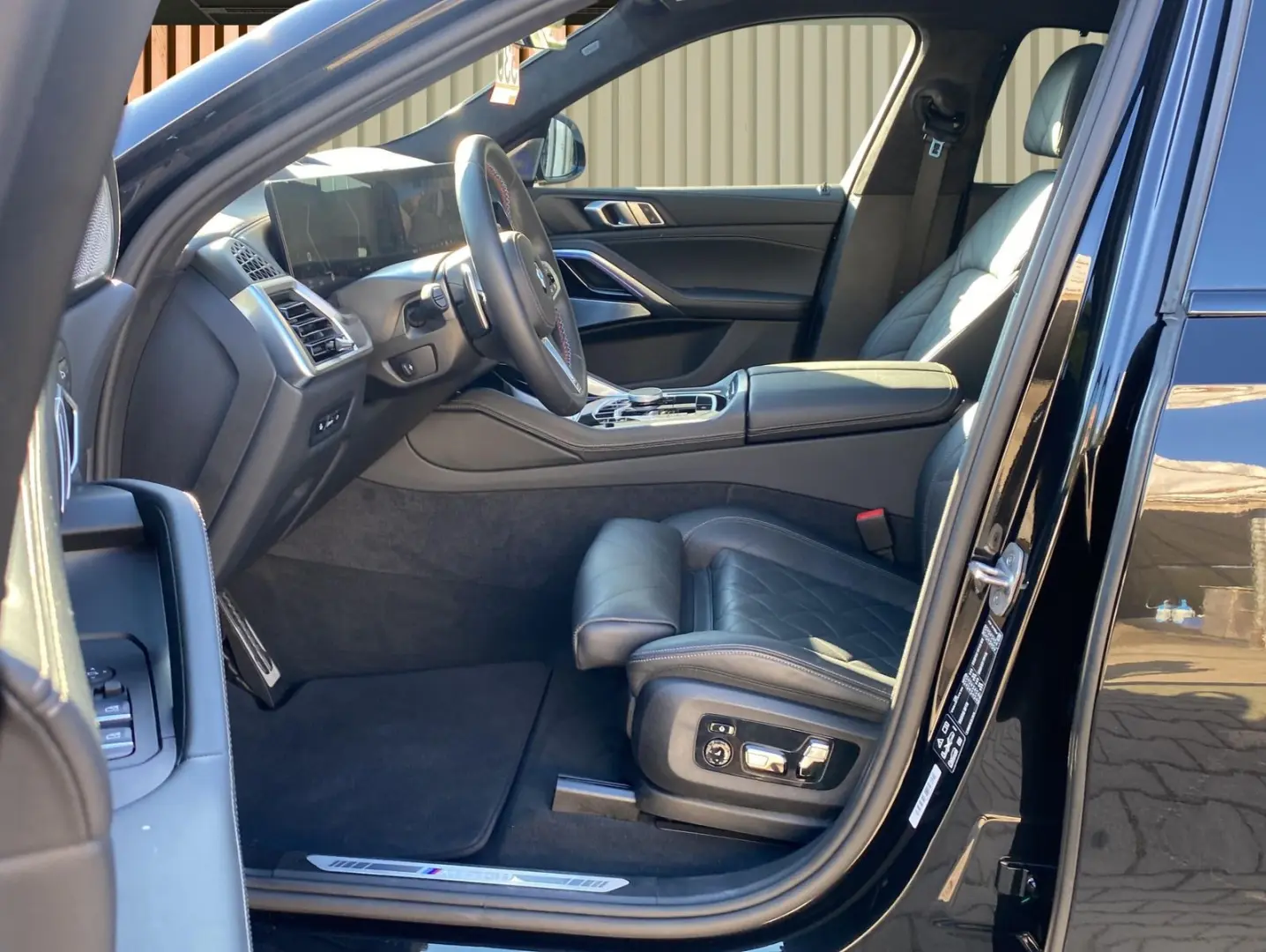 X6 M60 i xDrive*UPE 148.000€*SoftClose*Pano*DAB