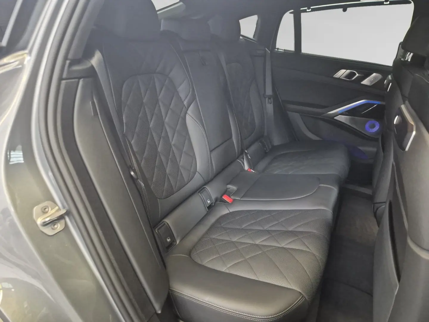 X6 M60i xDrive AHK|Pano|Bowers&Wilkins|DA-Prof.