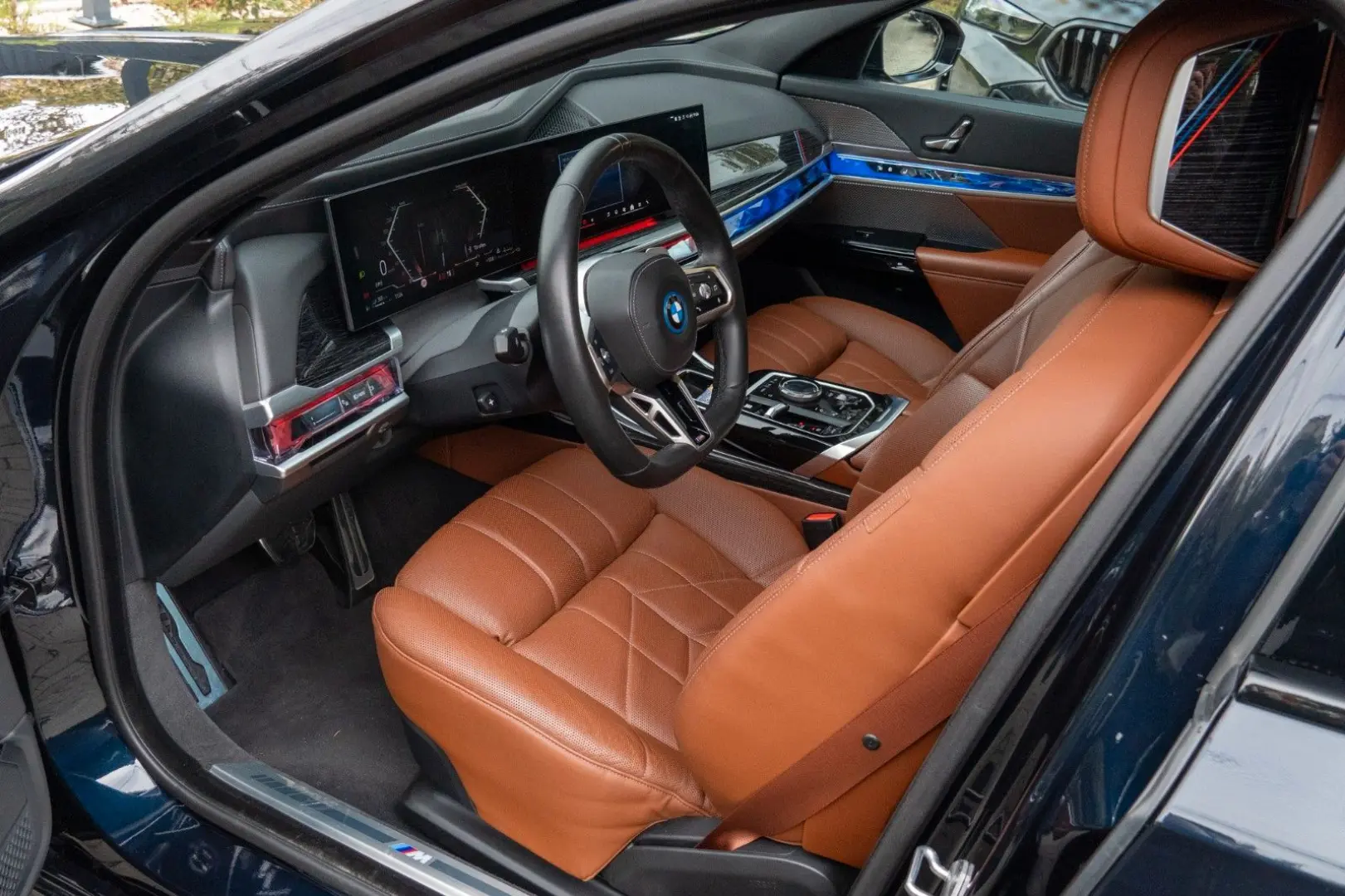 750e MSp/ExecutiveL/TV/Massage/Ventilation/IconicG/SkyLounge