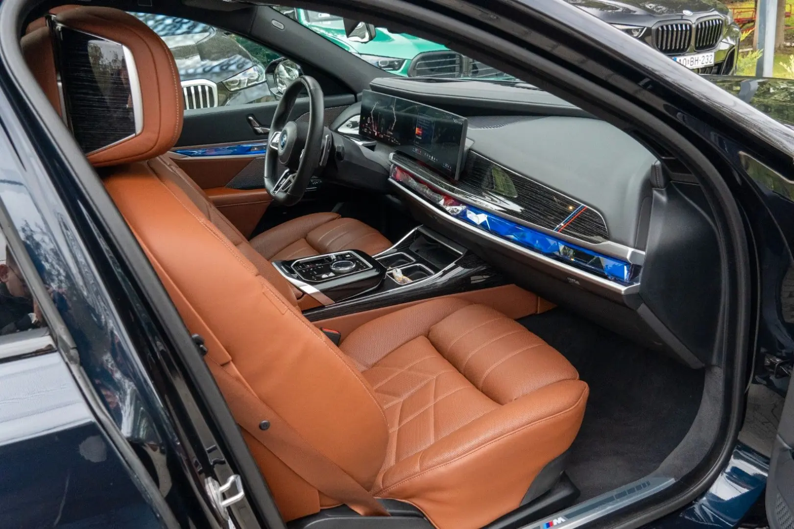 750e MSp/ExecutiveL/TV/Massage/Ventilation/IconicG/SkyLounge