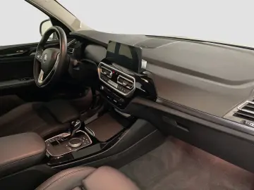 X3 xDrive30e Navi Kamera Driv.Assist Sportsitze