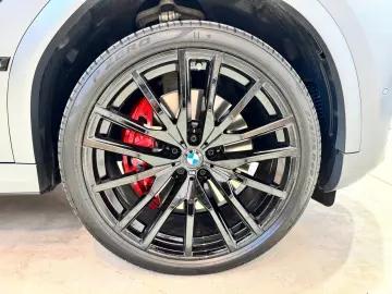 X6 M60 xDrive M SportPro*INDIVIDUAL*SOFT*PANO*HK