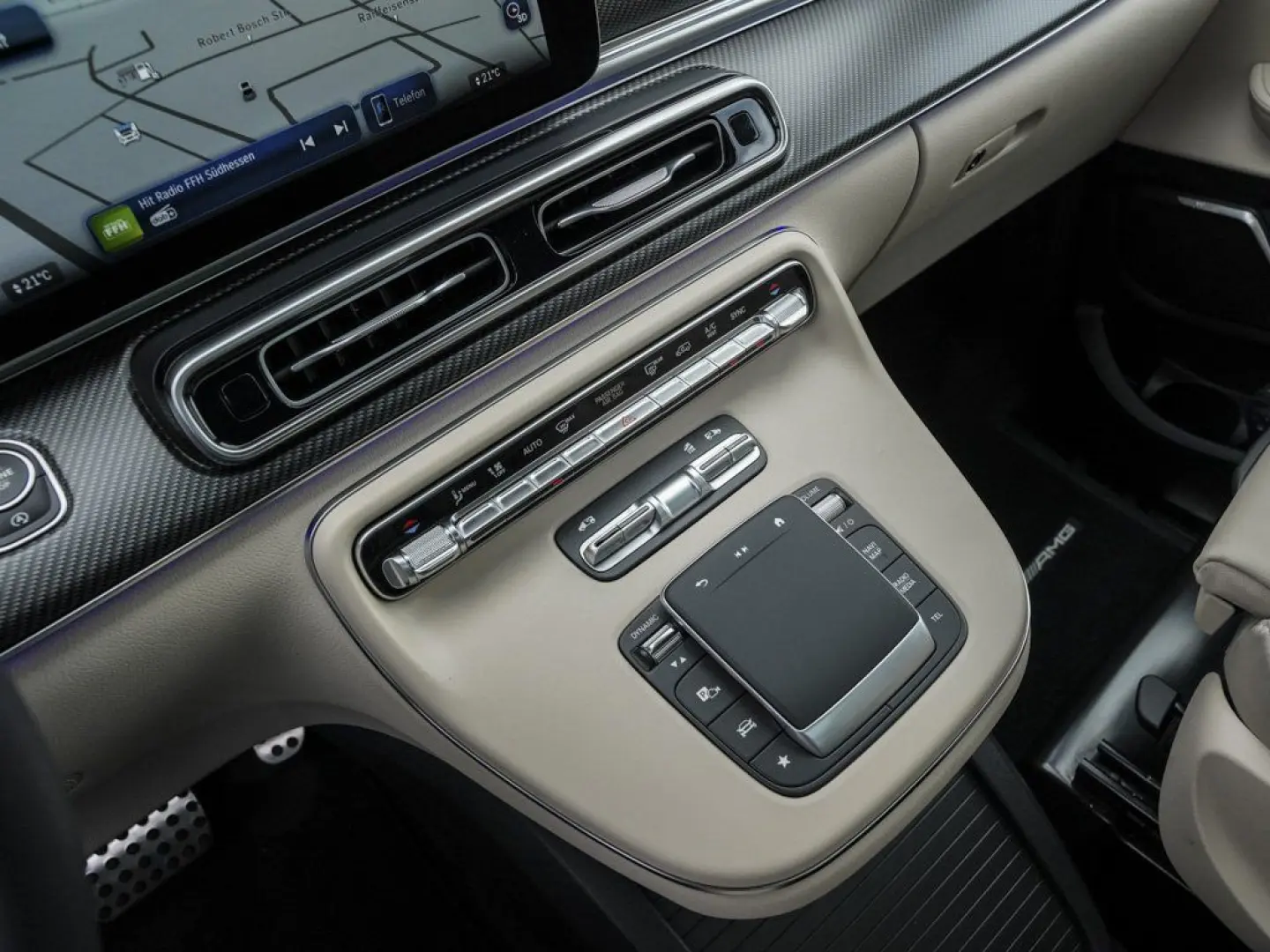 V 300d Avantgarde 4x4 lang AMG Pano AIRMATIC AHK