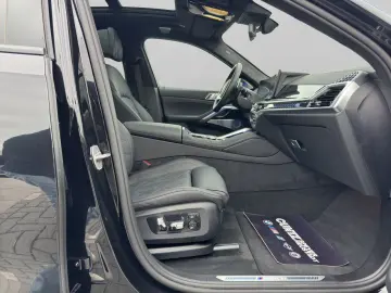 X6 M60i xDrive B&W HiFi Standheiz. Driving+Parki