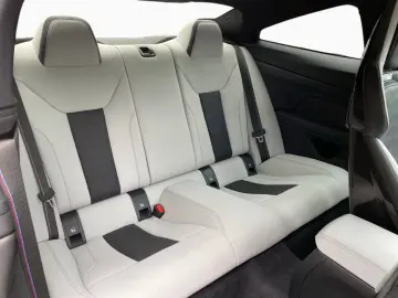 M4 Competition M xDrive Coupé M RaceTrackPaket