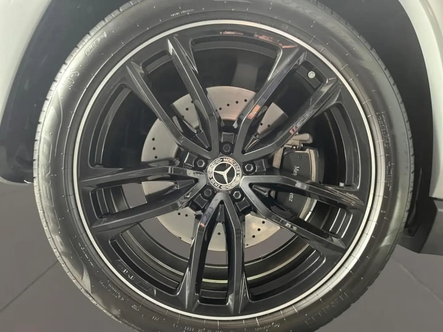 GLS 450 d 4matic AMG +MBUX+Wide+Navi+Pano+HUD+LM