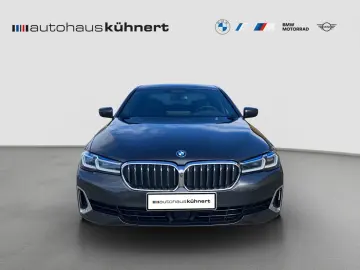 530e iPerformance Luxury Line ACC 360° 1. Hand L