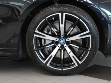 550e xDrive
