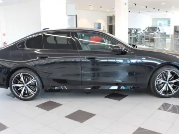 550e xDrive