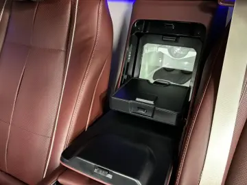 GLS 600 Maybach 4M- 3D- E Body- Fridge- TV