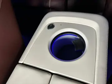 GLS 600 Maybach 4M- 3D- E Body- Fridge- TV