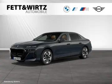 750e xDrive M Sport Pro TV-Fond-Entertainment