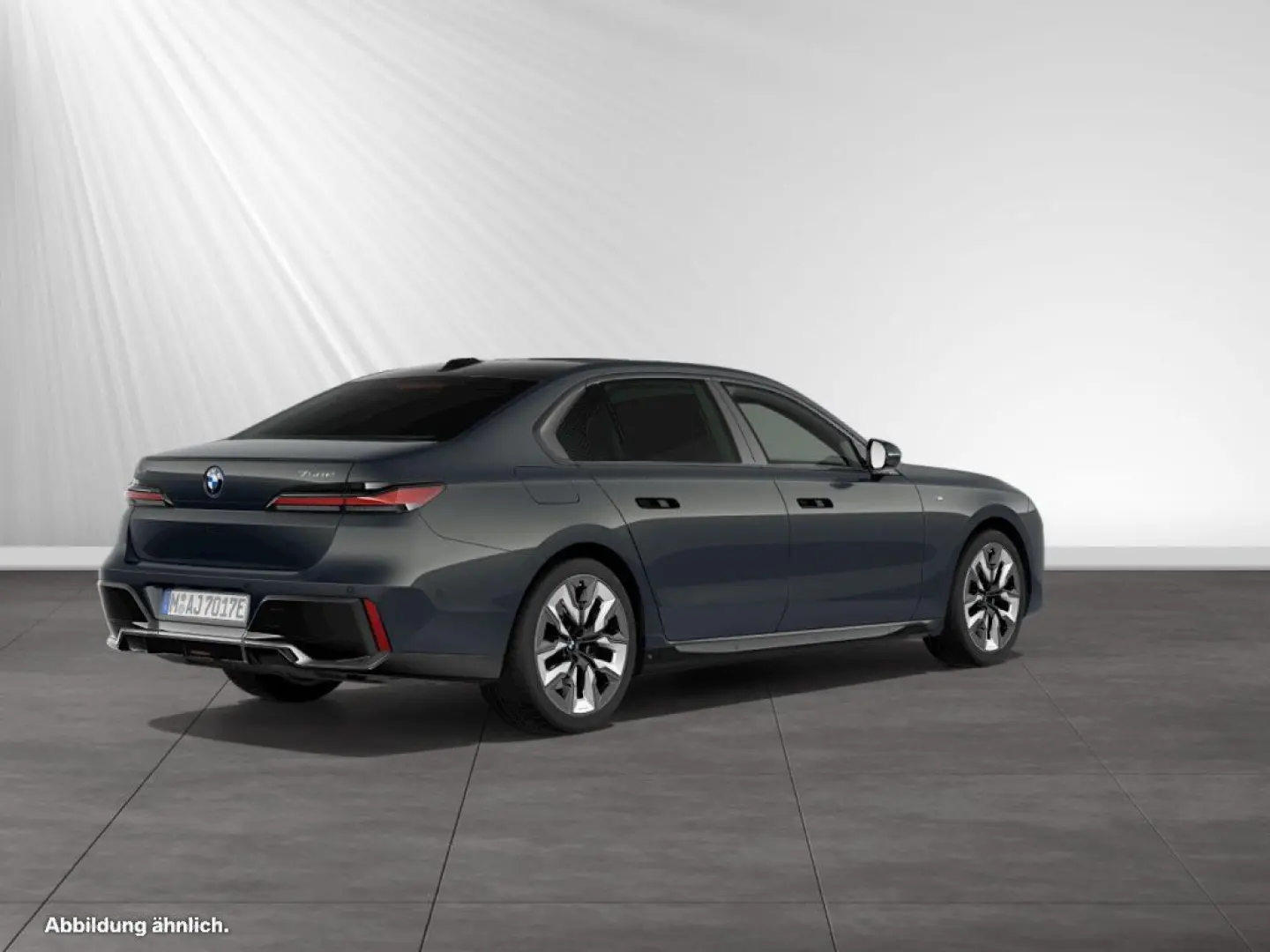 750e xDrive M Sport Pro|TV-Fond-Entertainment