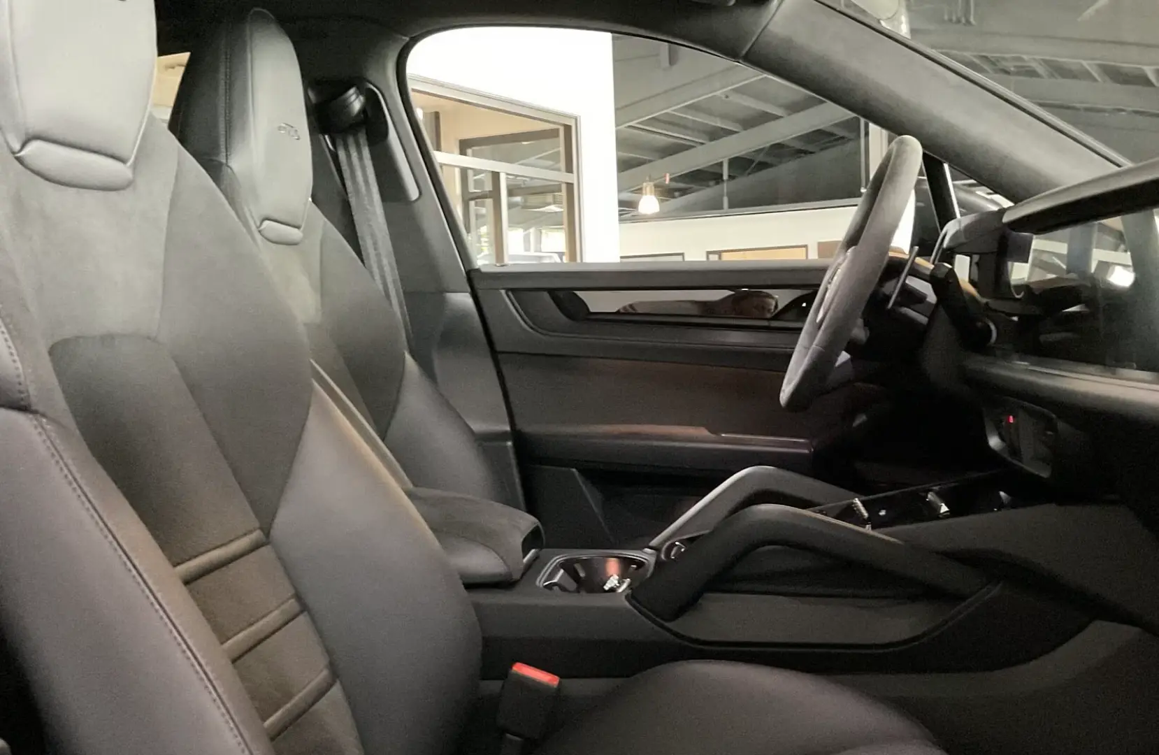 Cayenne Coupe GTS Inno/Sposi/2+1/Beif-Disp/AHK