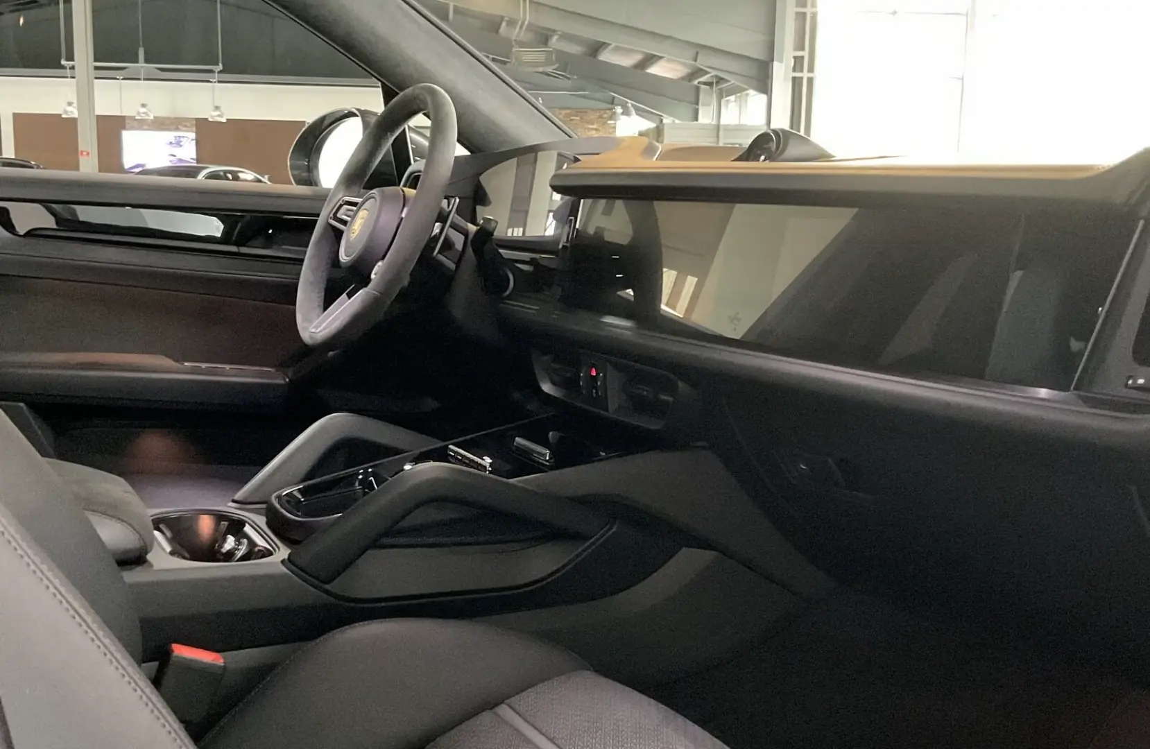 Cayenne Coupe GTS Inno/Sposi/2+1/Beif-Disp/AHK