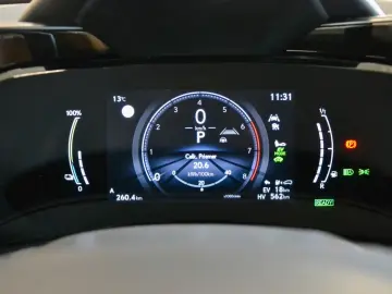 NX 450h+ Luxury AWD